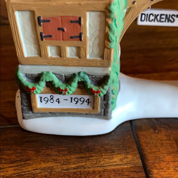 Department 56 Dickens Village Accessory - Picture 6 of 9